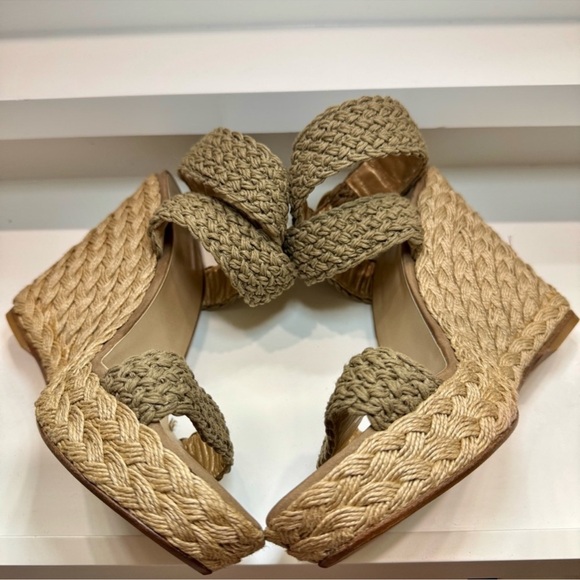 EUC - Stuart Weitzman Alex Crochet Espadrille Wedge Sandals Swamp Khaki - Picture 5 of 10
